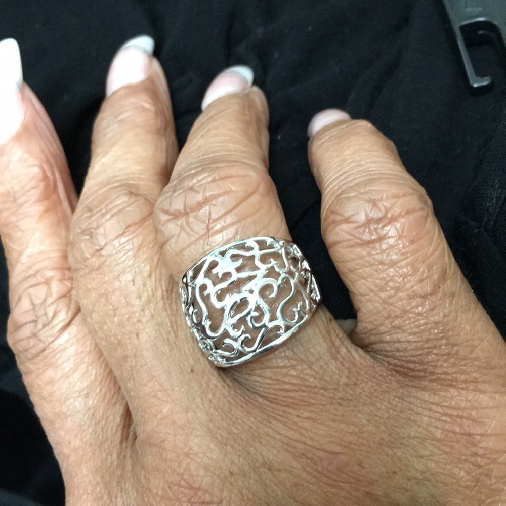 Sensational Sanctuary Silver Filigree Ring!